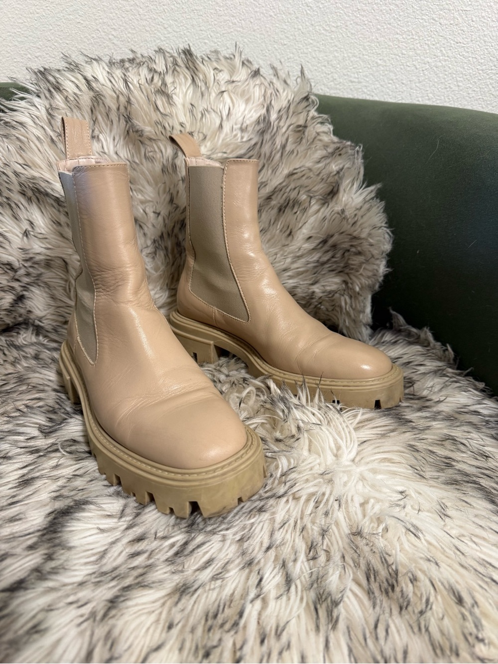 Zara Beige Lace-Up Chunky Sole Boots